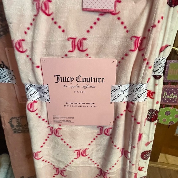 Juicy Couture Other - Juicy Couture Pink Plush Throw NWT